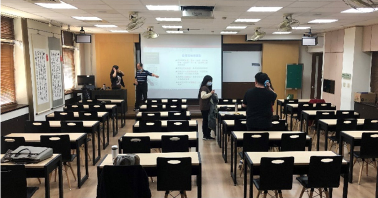 Hybrid classroom